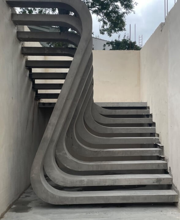 Schody betonowe w stanie surowym Schody betonowe w stanie surowym